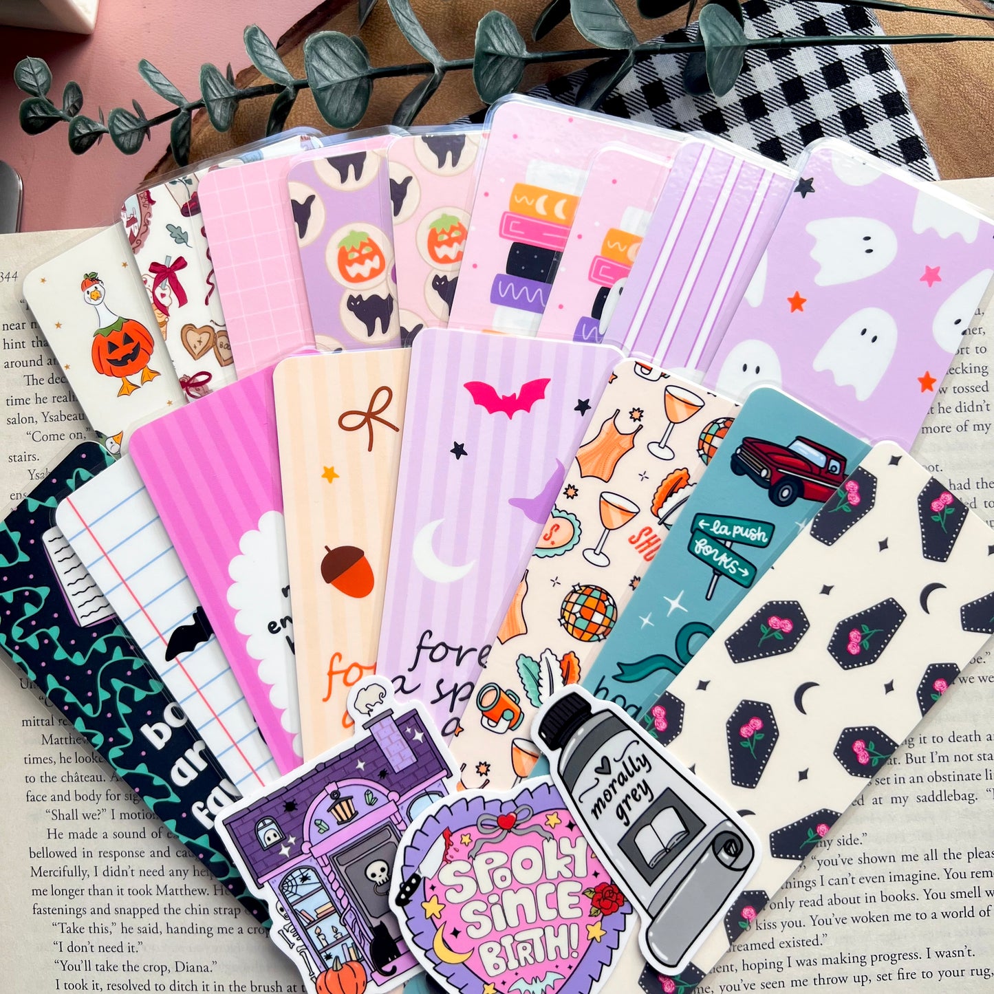 Castle Reads Bookmark