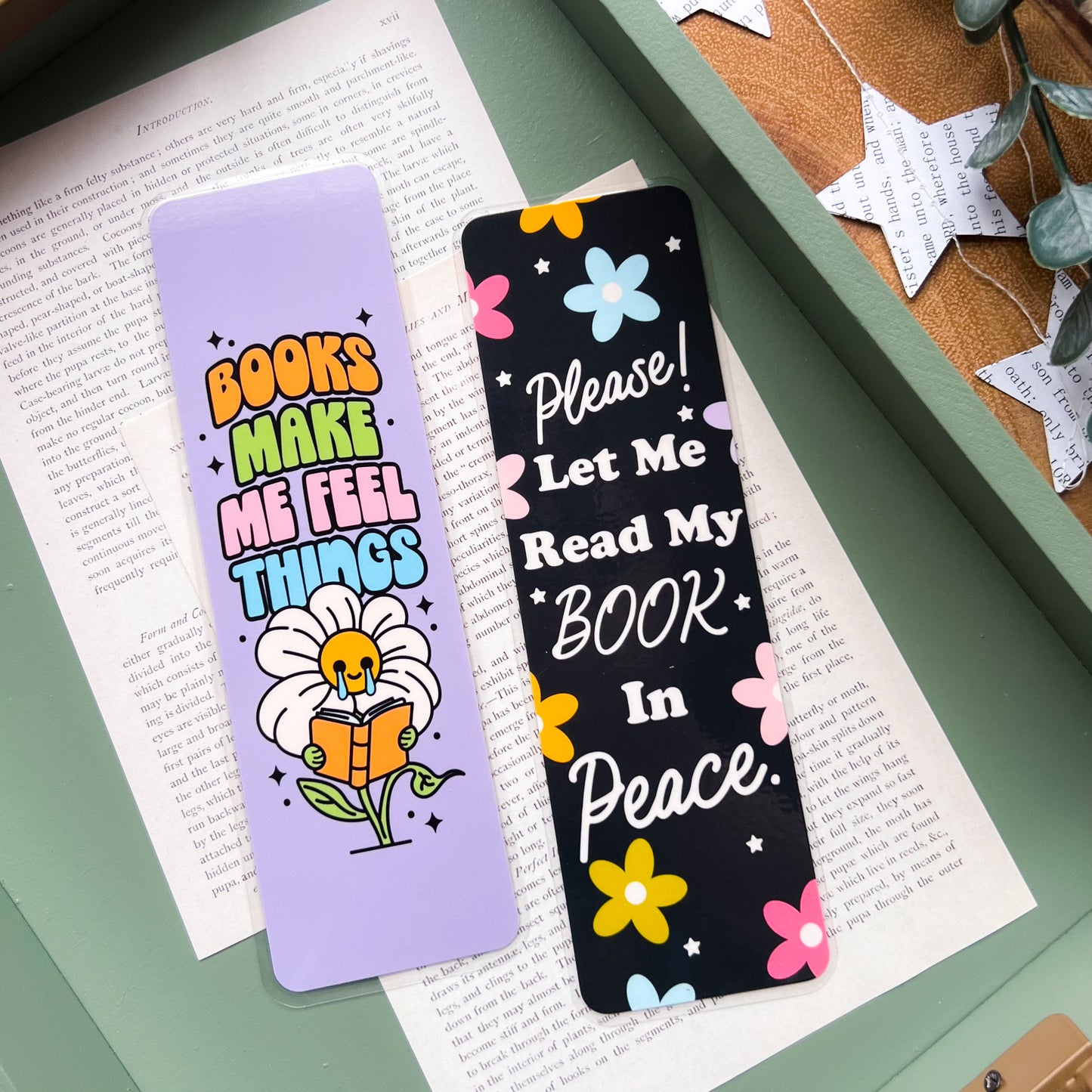 Bookish Flower Bookmarks